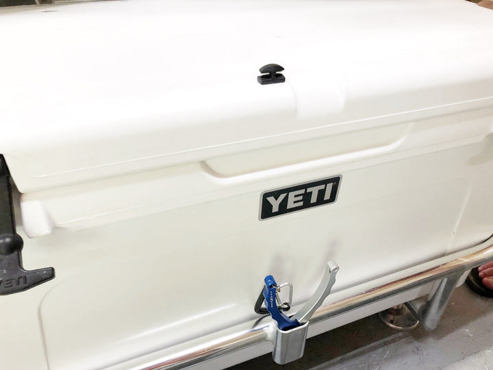 Line Cutterz Ceramic Blade Peel & Stick Flat Mount - Glow-in-the-Dark Flat Mount Line Cutterz