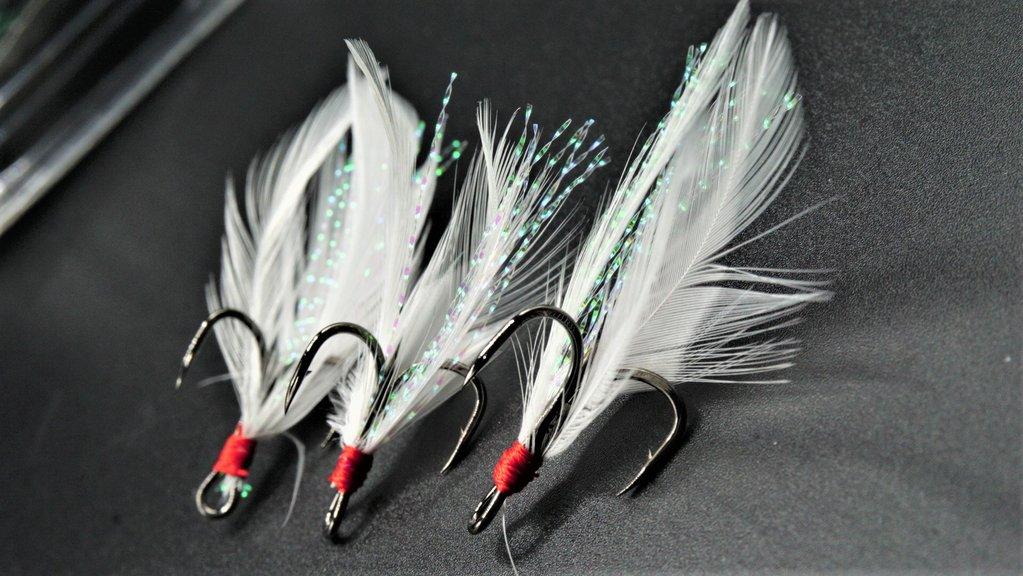 Vector Hooks - Tornado Feather Treble Vector Hooks