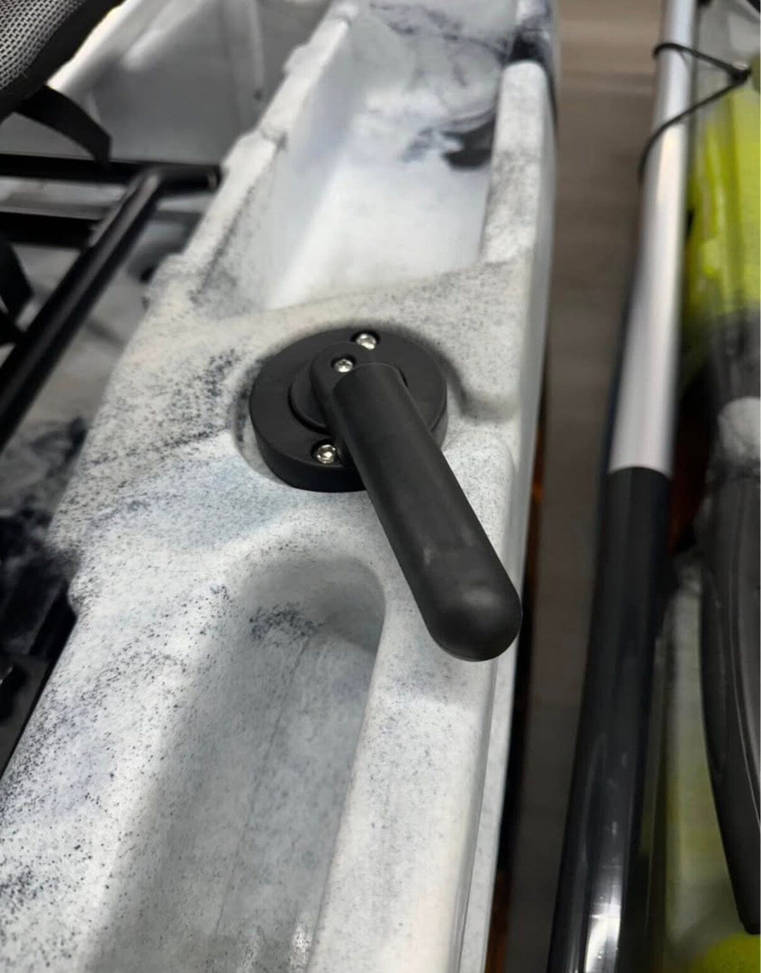 Pro Fish Gear - Fin Stalker 130 Pedal Drive Kayak Kayaks Line Cutterz 