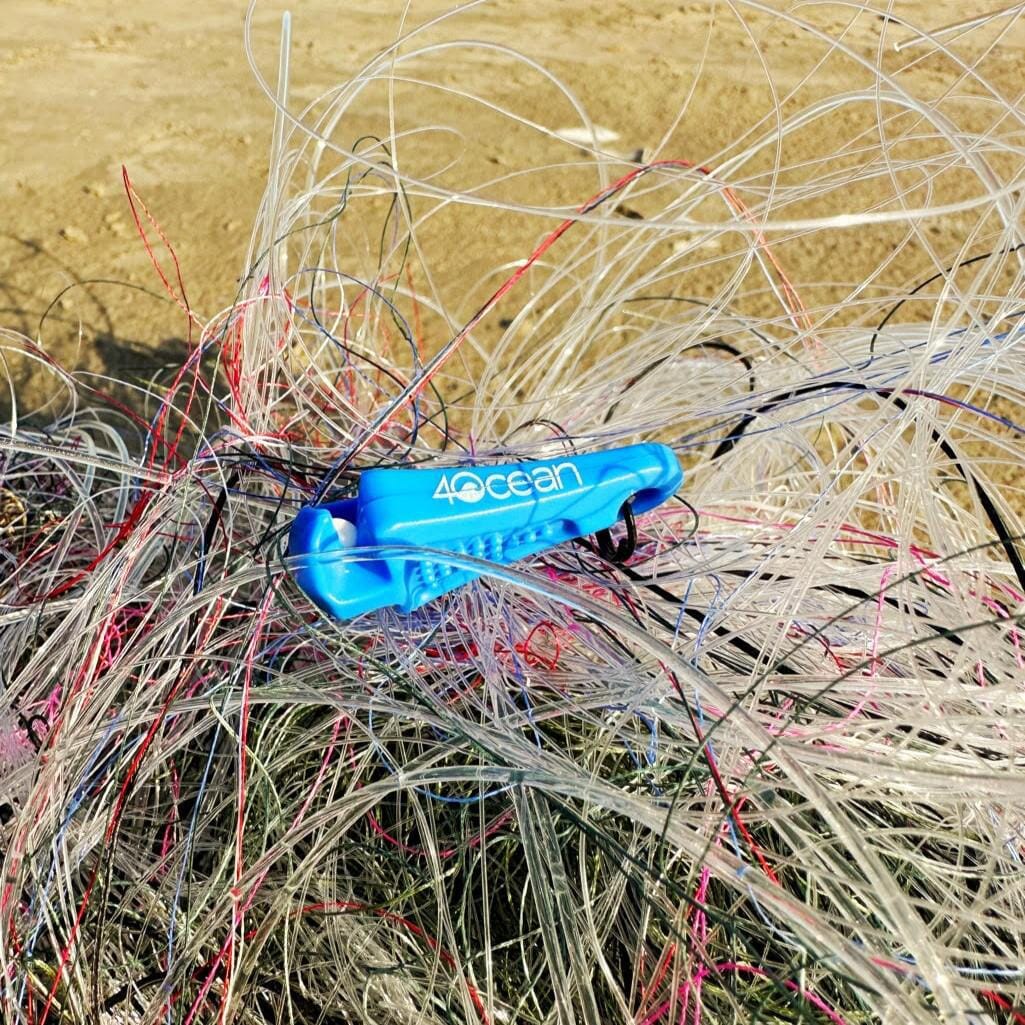 Line Cutterz x 4ocean Conservation Blue Fishing Line Cutting Zipper Pull Zipper Pull Line Cutterz 