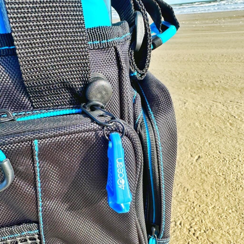 Line Cutterz x 4ocean Conservation Blue Fishing Line Cutting Zipper Pull Zipper Pull Line Cutterz 