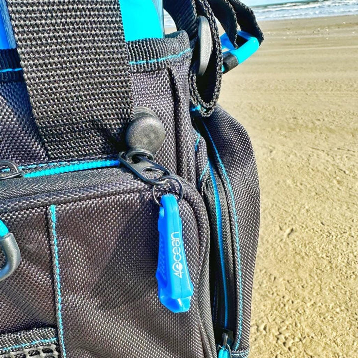 Line Cutterz x 4ocean Conservation Blue Fishing Line Cutting Zipper Pull Zipper Pull Line Cutterz 